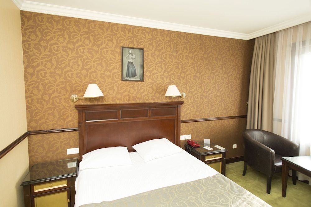 Topkapi Inter Istanbul Hotel Standard Double Room 18