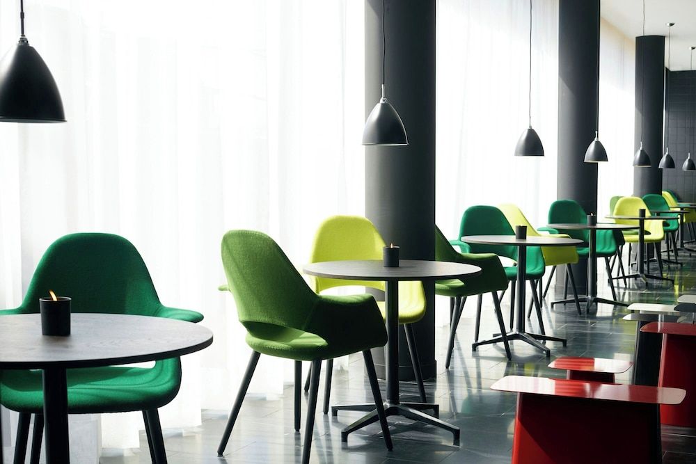 undefined citizenM Paris Charles de Gaulle 10