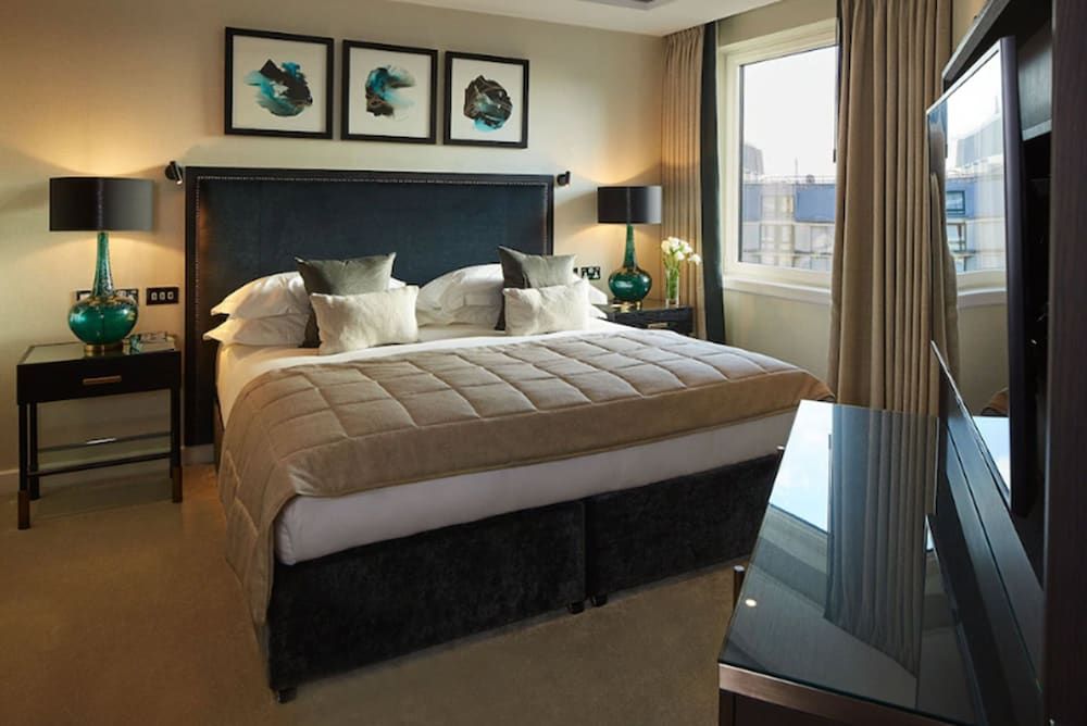 undefined Cheval Gloucester Park at Kensington