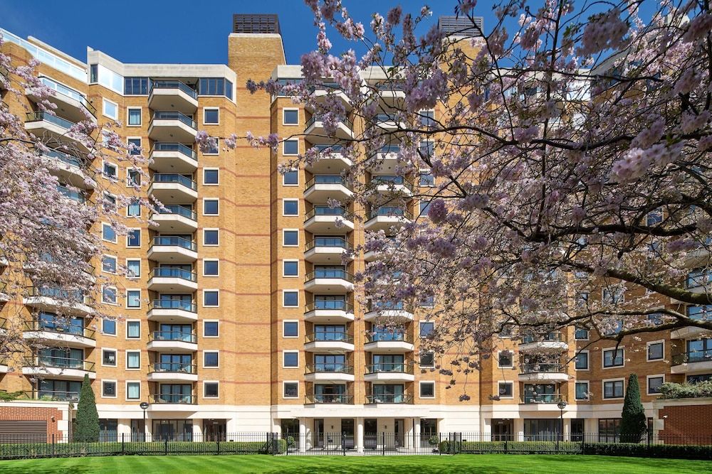 undefined Cheval Gloucester Park at Kensington 4