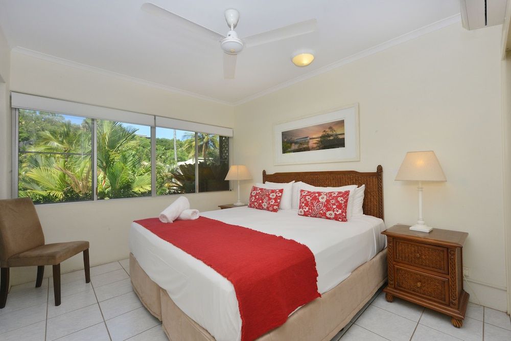 undefined Driftwood Mantaray