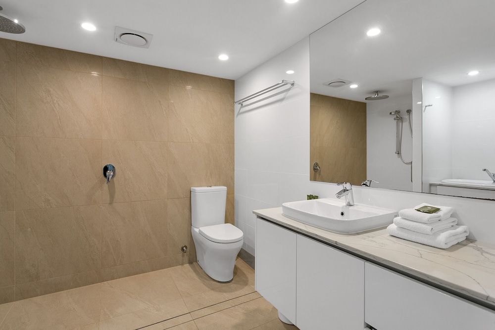 Driftwood Mantaray Deluxe Two Bedroom Two Bathroom Apartment 13