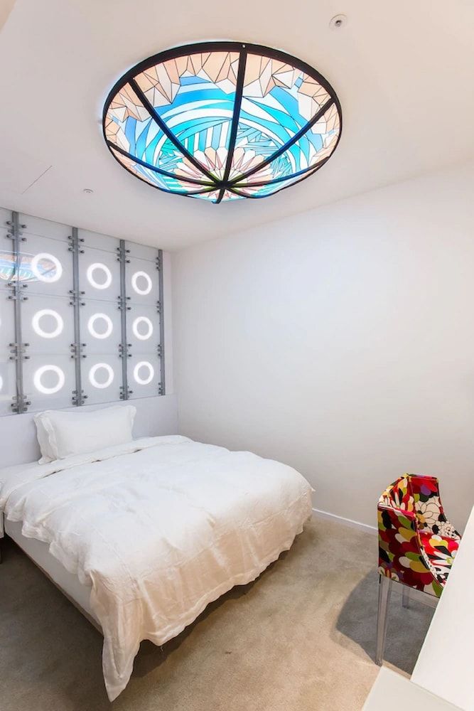 Elite Double Room, No Windows