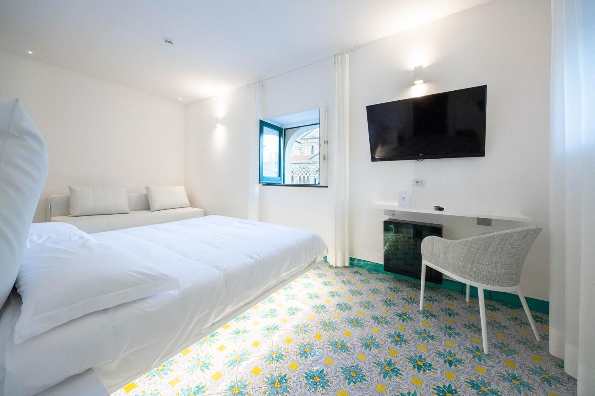 Quadruple Room with Cathedral View