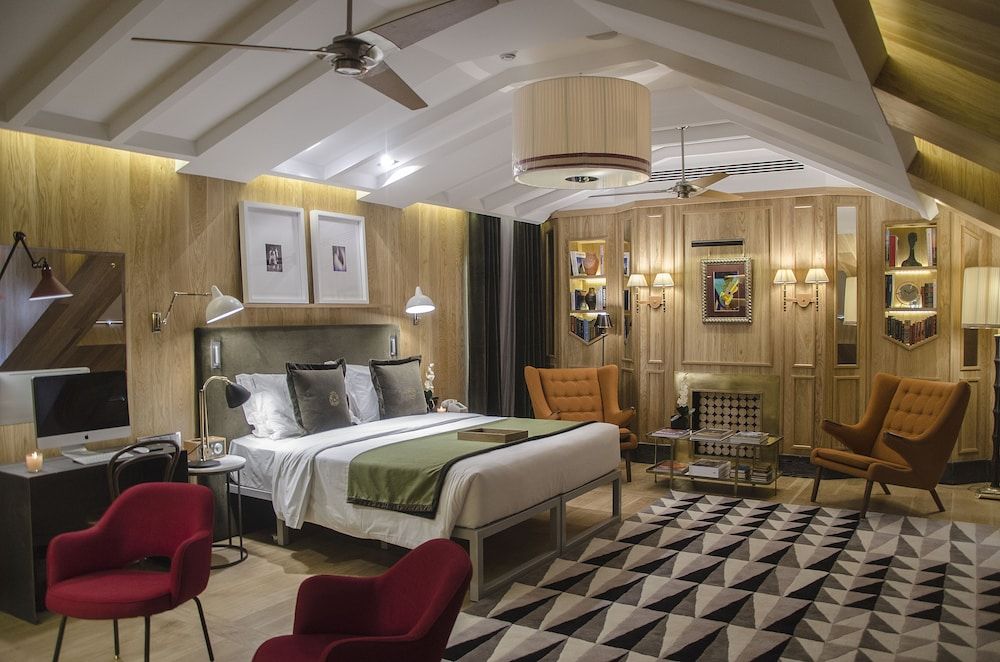 Browns Central Hotel Design Suite, 1 Bedroom 2