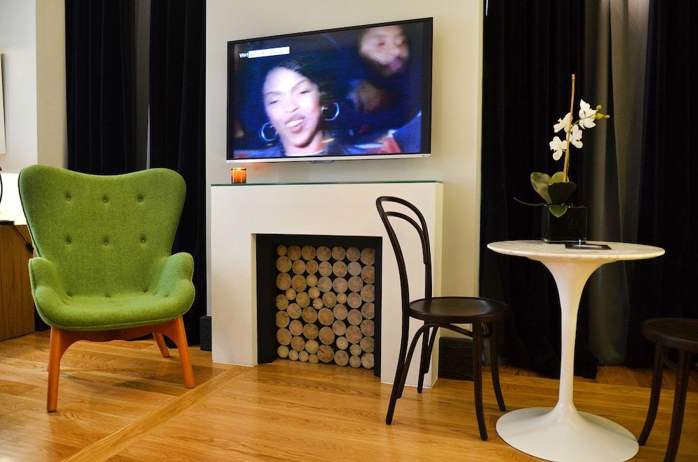 Browns Central Hotel Superior Double Room 26