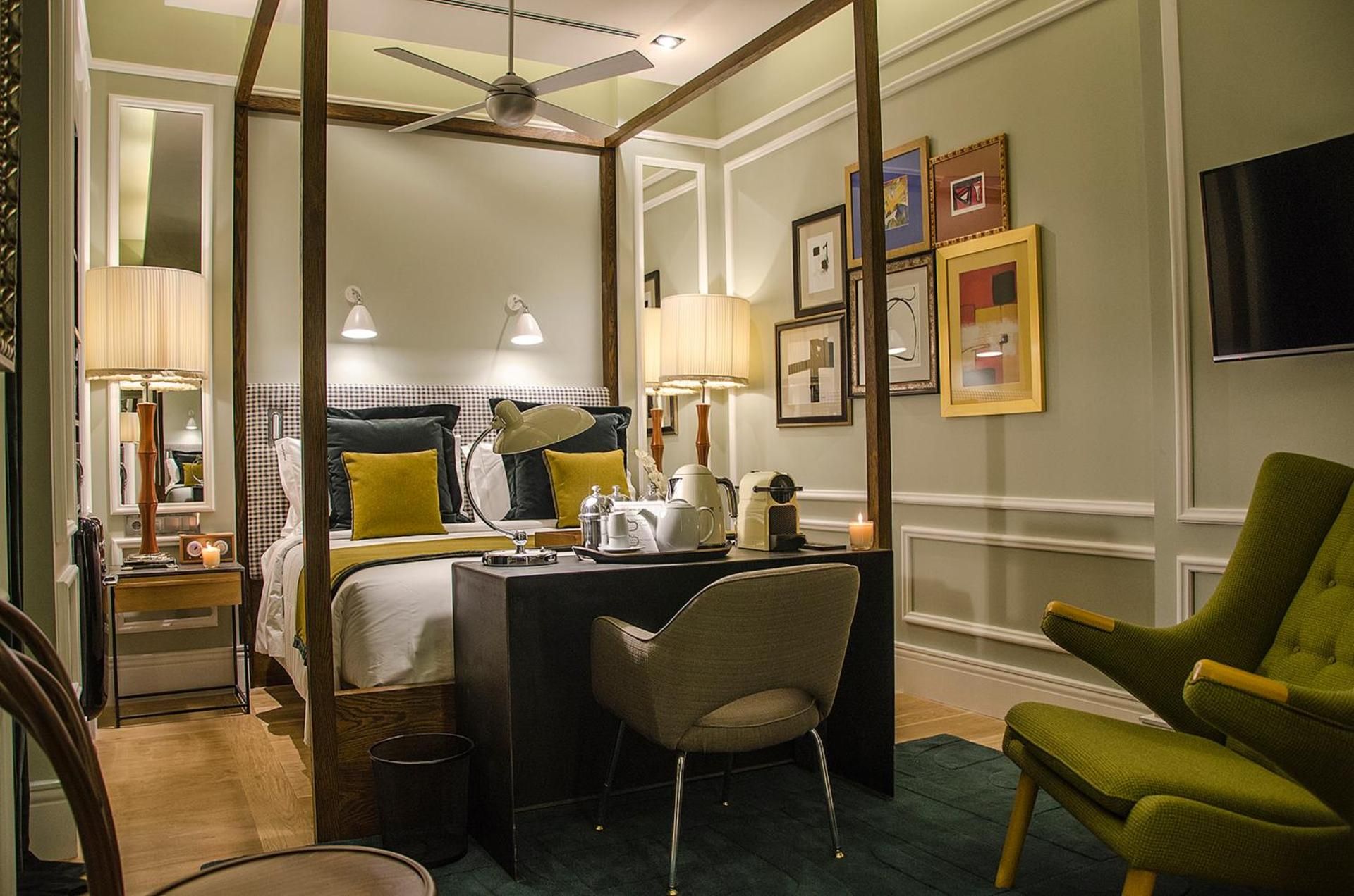 Browns Central Hotel Superior Double Room 31