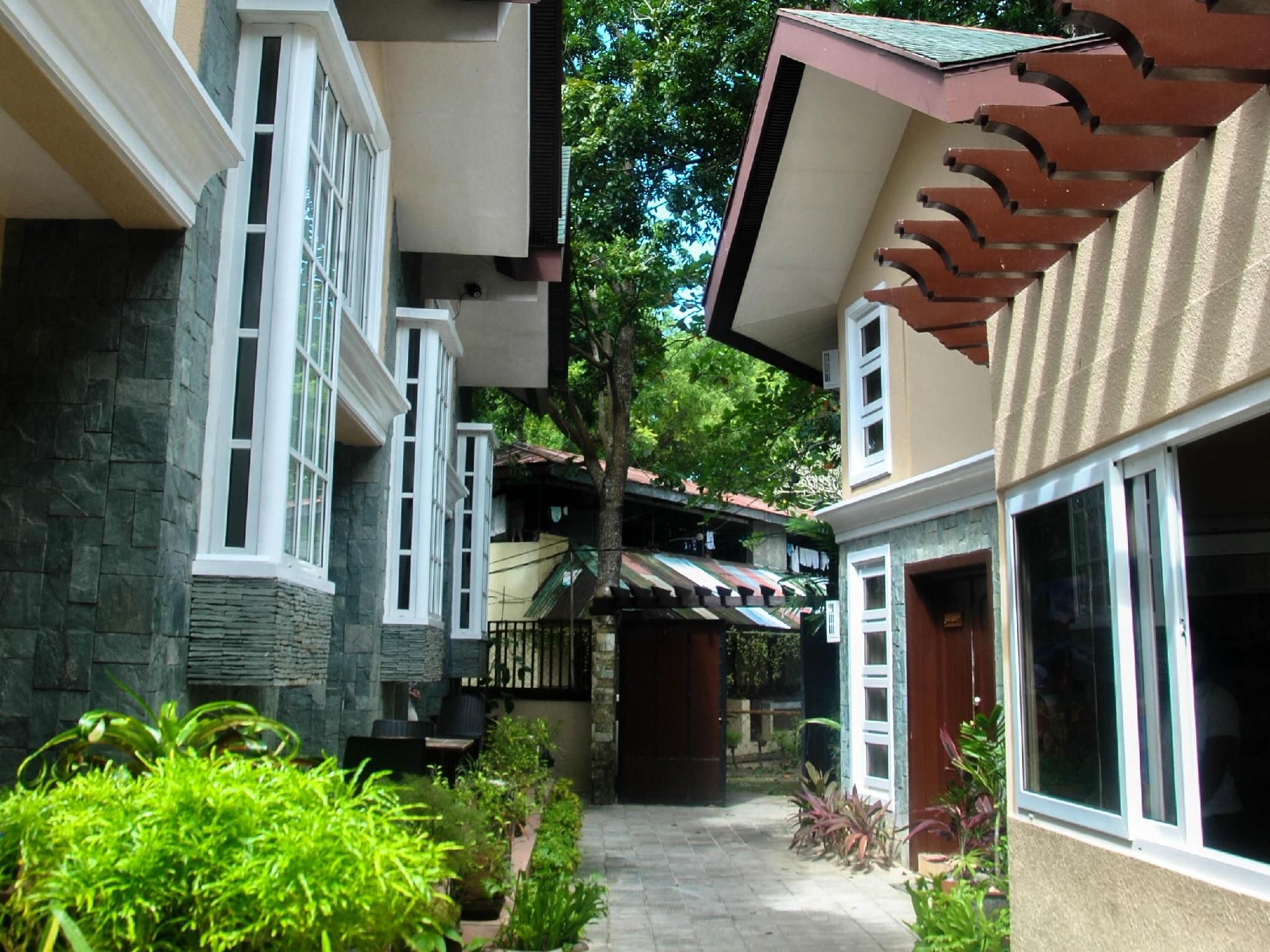 undefined Sheridan Villas Boracay 2