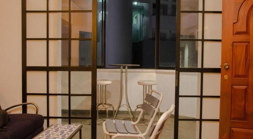 Backpack Lanka - Central Colombo - Hostel Double with Shared Bathroom 10