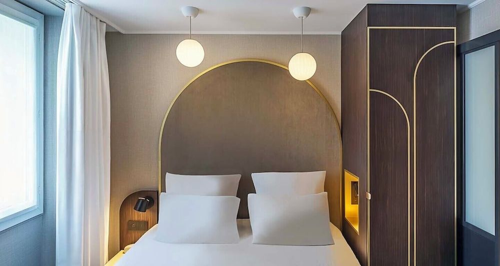 Superior Room, 1 Queen Bed, Non Smoking (Larger Room)