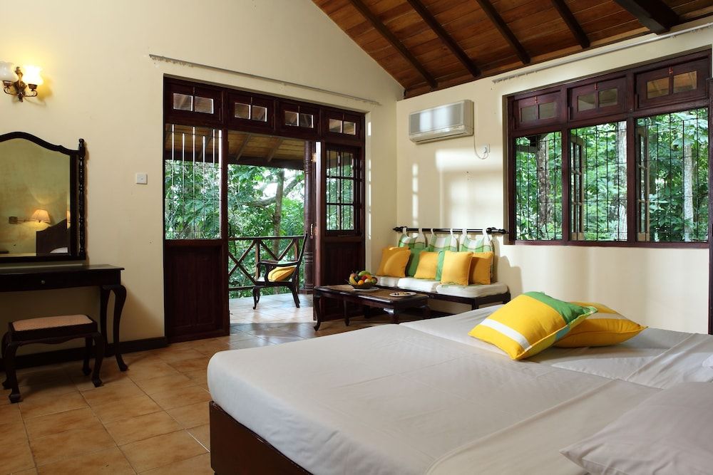 Tree of Life Nature Resort Deluxe Room 6