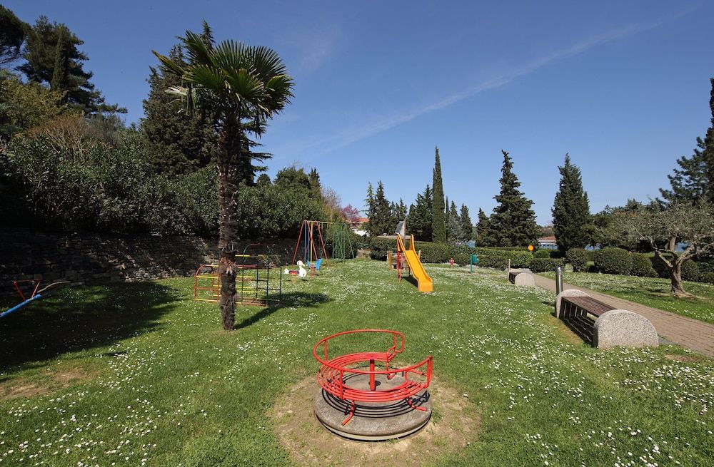 Children's Play Area