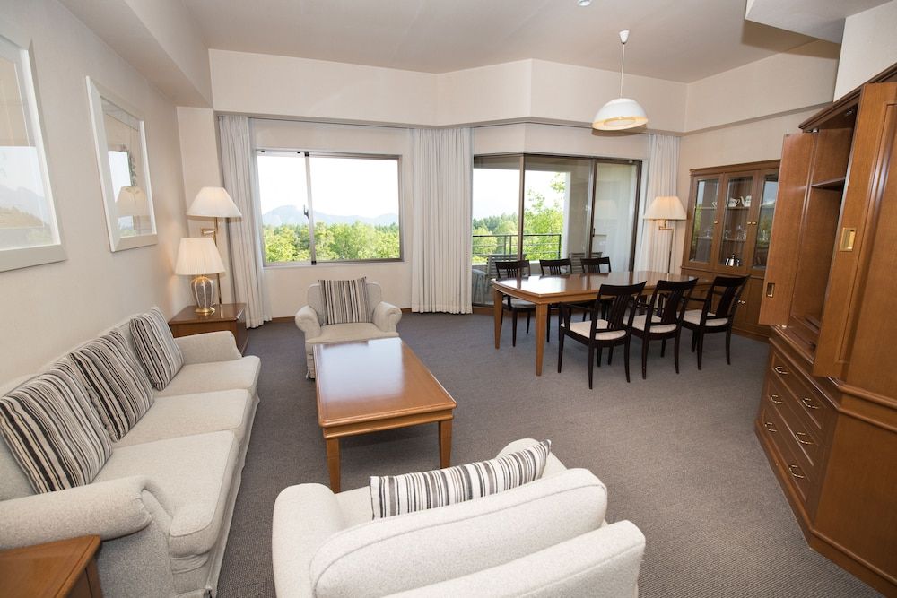 Suite, 1 Bedroom, Balcony, Mountain View