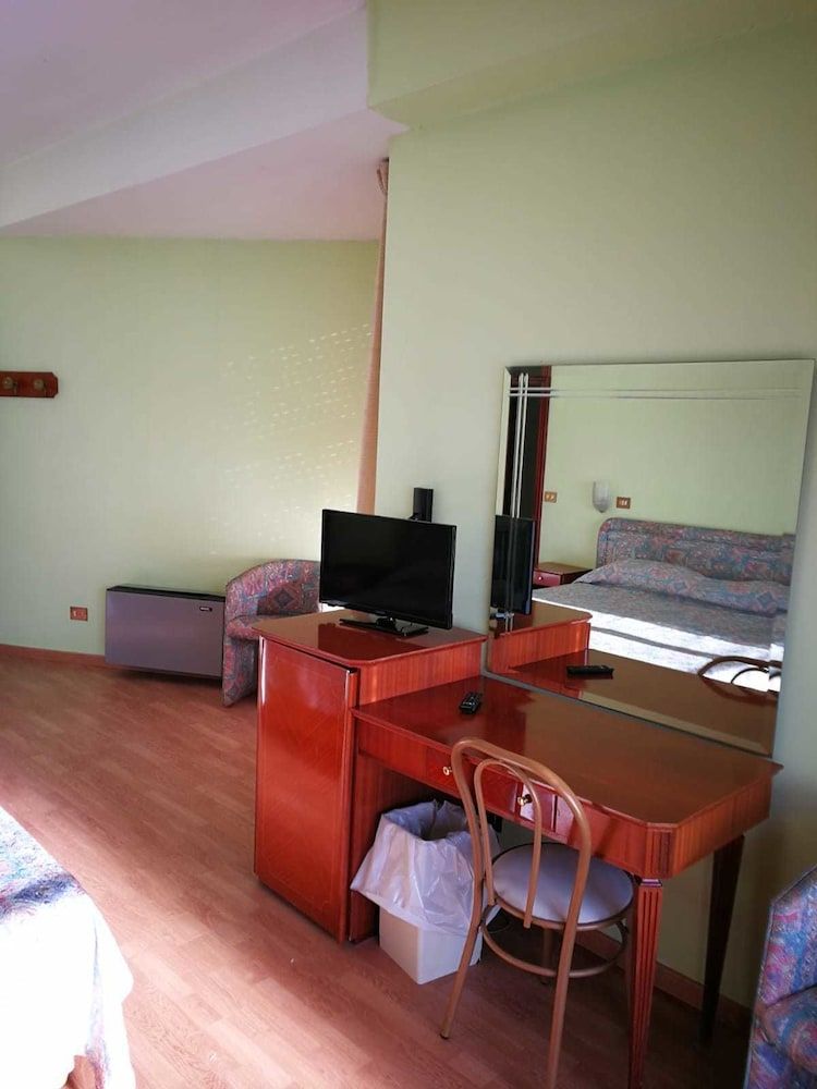 Twin Room, 2 Twin Beds