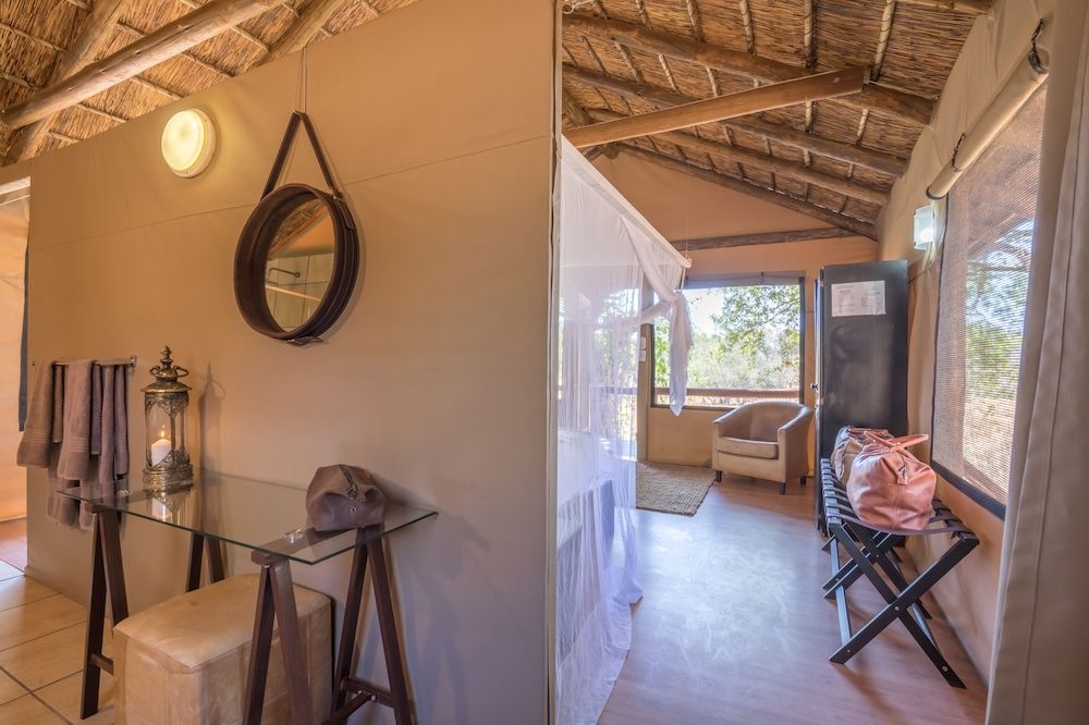Luxury Tent, Private Bathroom, Mountain View
