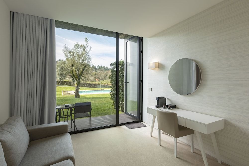 Tempus Hotel & Spa Deluxe Double Room, Balcony 9