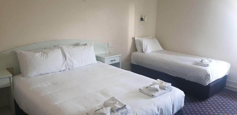 Twin Room, Ensuite