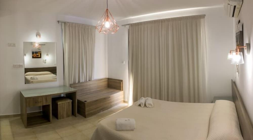 Platzia Beach Villas