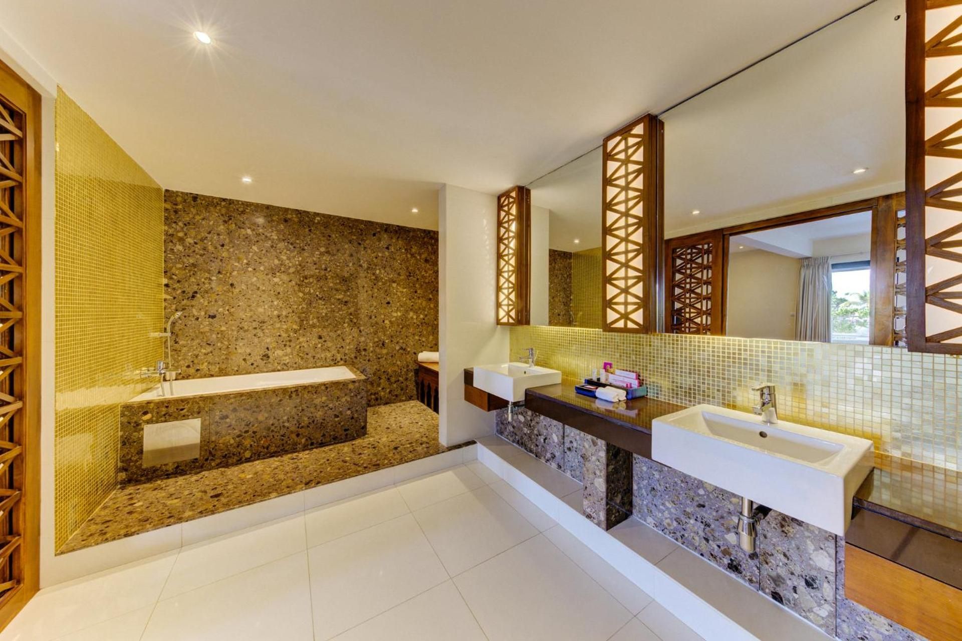 Paradise Suite with Plunge Pool - 15% discount on SPA