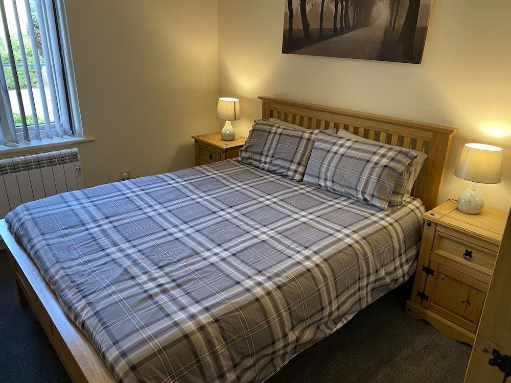 Superior Suite, Private Bathroom, River View (62 River Terrace)