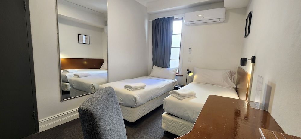 Twin Room with private Bathroom