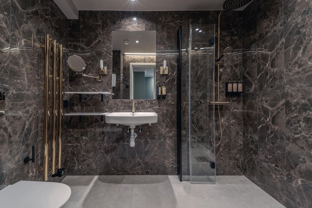 Best Western Strand Hotel Suite, Multiple Beds, Non Smoking, Sea View (Living Room) 4