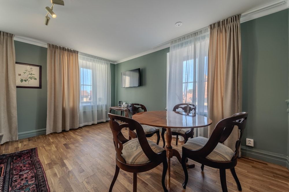 Best Western Strand Hotel Suite, Multiple Beds, Non Smoking, Sea View (Living Room) 6