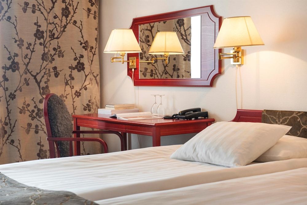 Best Western Strand Hotel Standard Room, 2 Twin Beds, Non Smoking 2