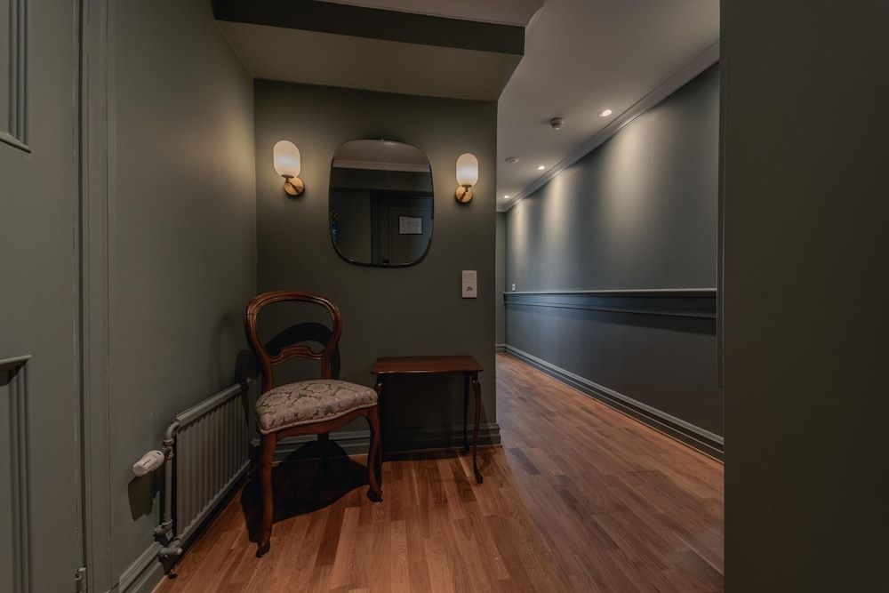 Best Western Strand Hotel Suite, Multiple Beds, Non Smoking, Sea View (Living Room) 10