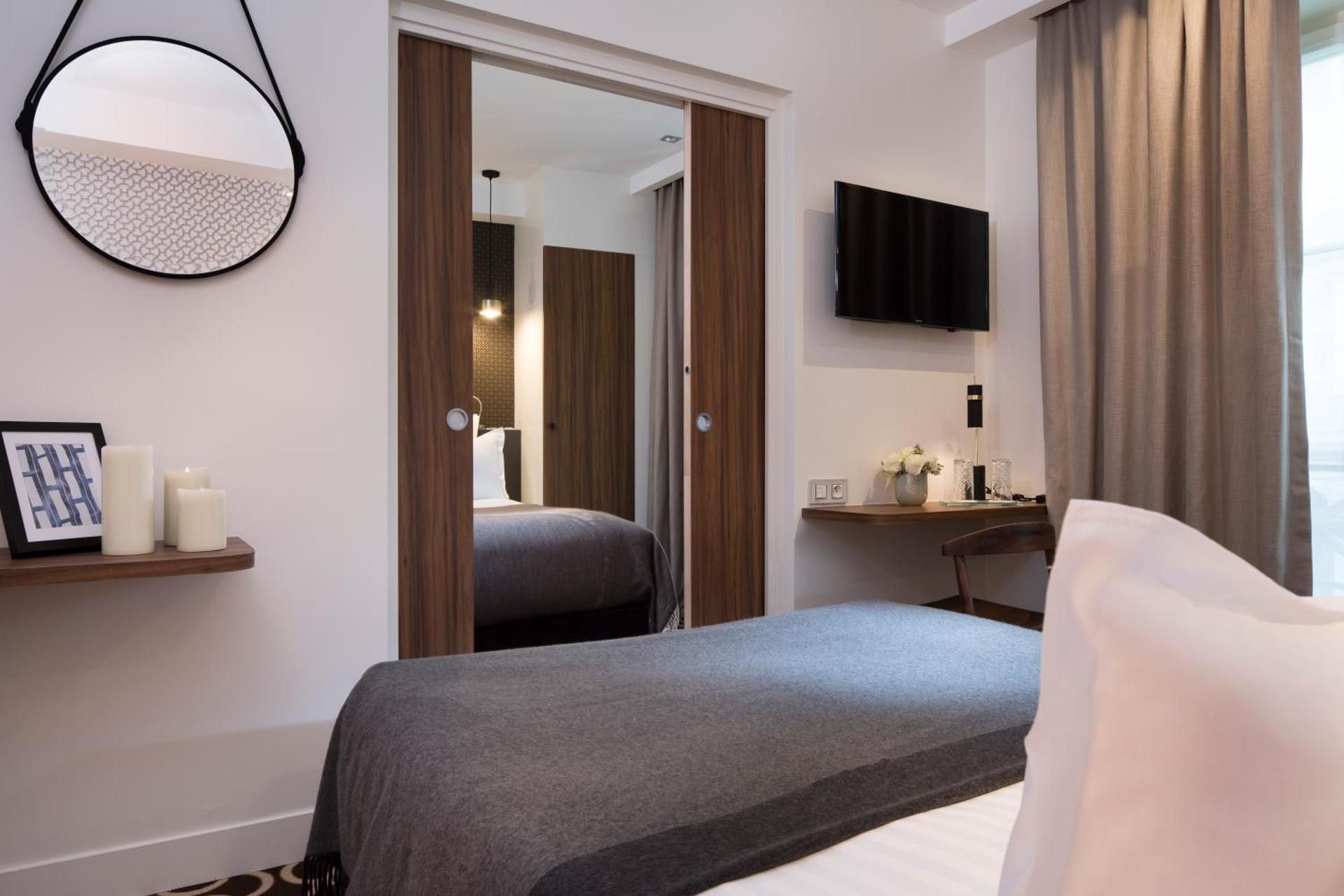 undefined Le Pradey 7