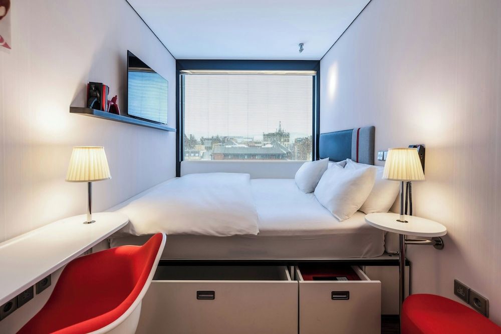 undefined citizenM Glasgow 6