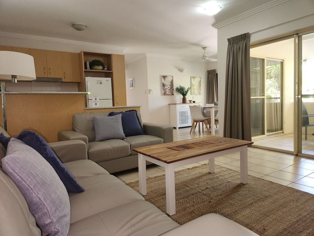 Central Plaza Port Douglas Apartments 1 Bedroom Spa Ensuite Apartment 14