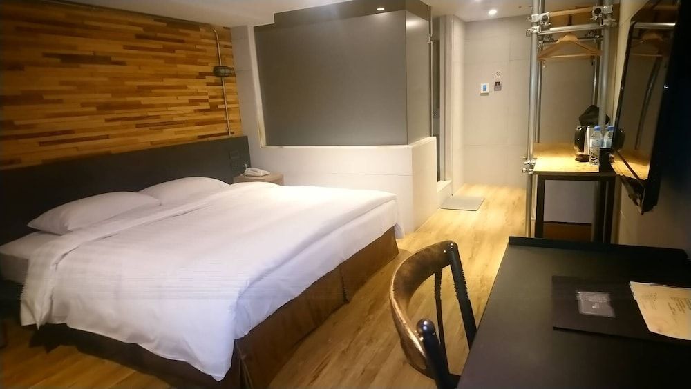 undefined RF Hotel - Zhongxiao 2