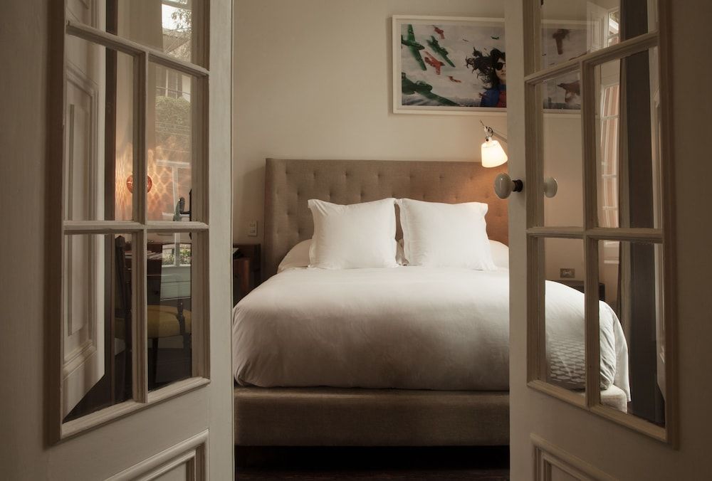 Hotel B Room, 1 Queen Bed (Alcoba)