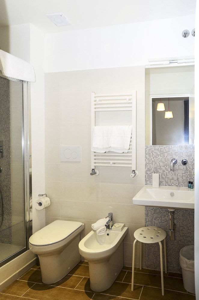 OM2Rome Superior Double Room 7