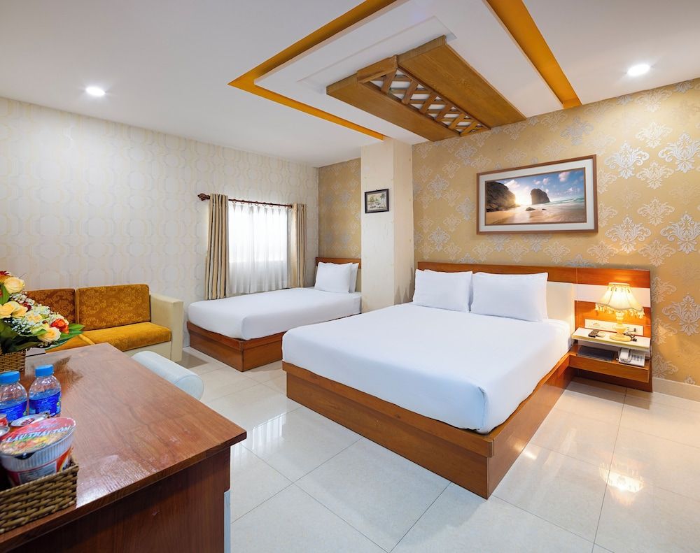 Deluxe Triple Room, City View