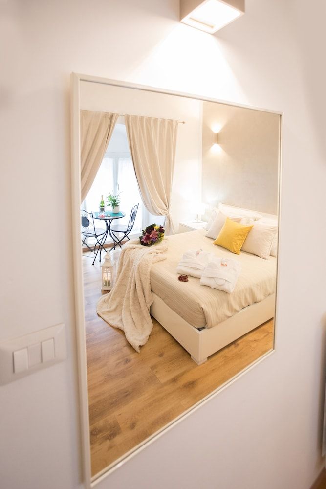 Chroma Octho Double Room 14