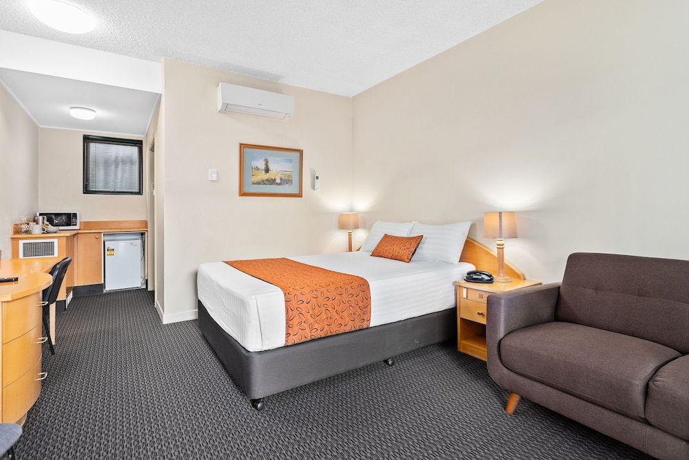 Park Motor Inn Standard Queen