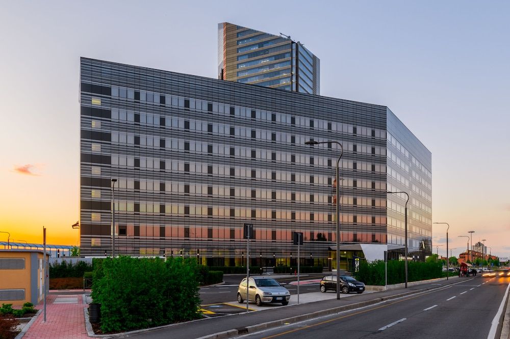 undefined UNA Hotels San Vitale Bologna 6