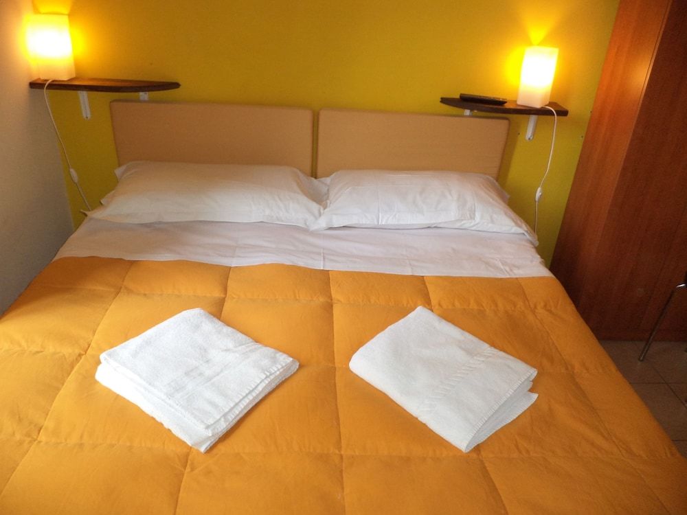 Enjoy Roma Double or Twin Room 2