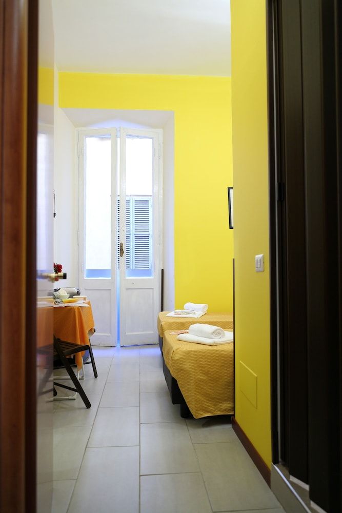 Enjoy Roma Double or Twin Room 10