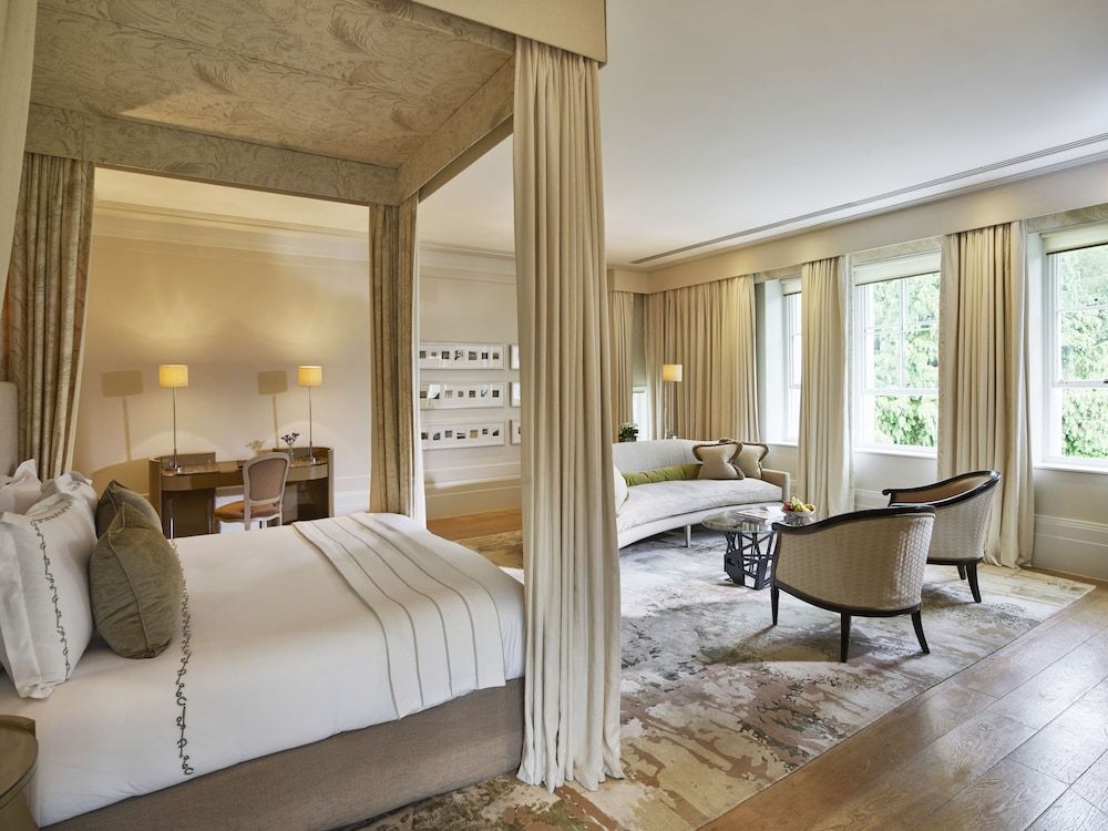 Coworth Park - Dorchester Collection Executive Suite (Mansion)