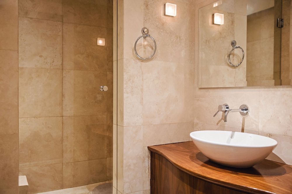 undefined The Granger 7