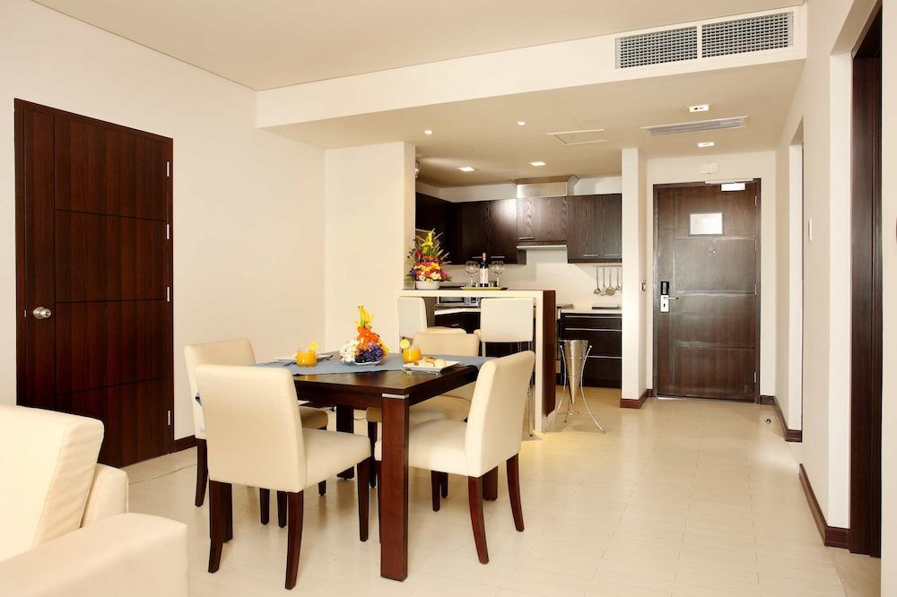 Thunderbird Resorts - Poro Point Santorini Deluxe 2