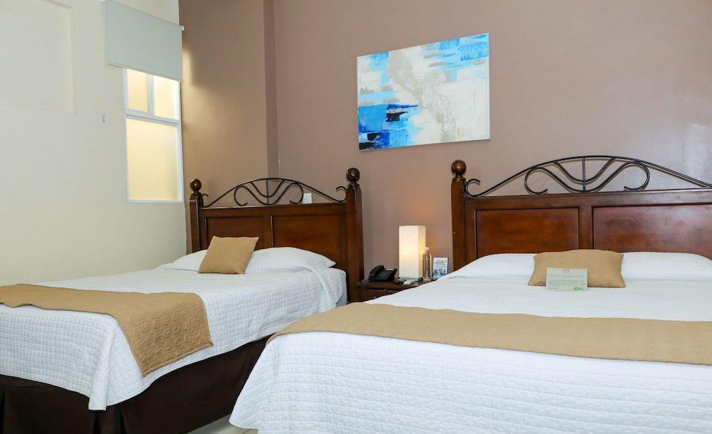 Las Magnolias Hotel Boutique Business Double Room, 2 Queen Beds, Private Bathroom, Garden Area 15
