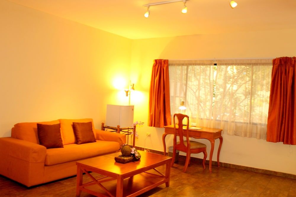 Las Magnolias Hotel Boutique Business Double Room, 2 Queen Beds, Private Bathroom, Garden Area 35