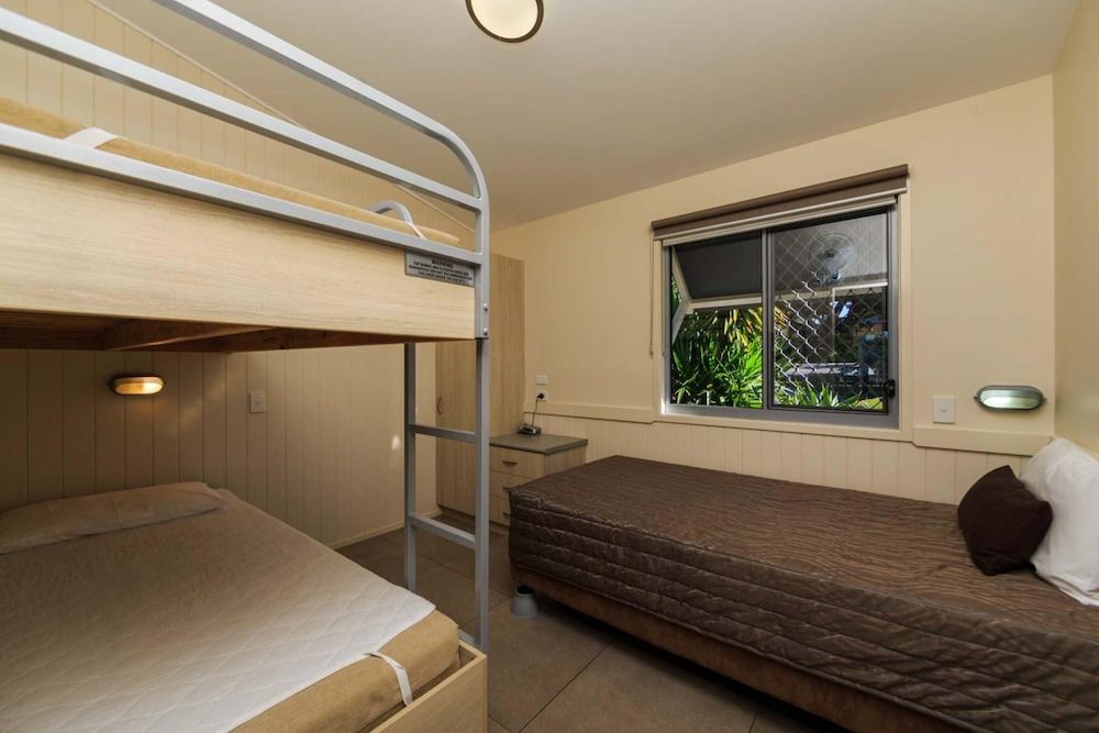 Superior Cabin - Sleeps 5 - Easy Access