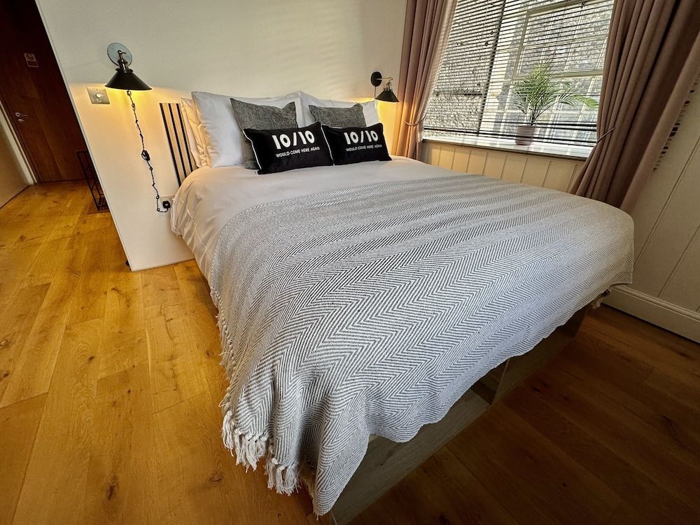 Apartment, Ensuite, River View (16 Clarence)