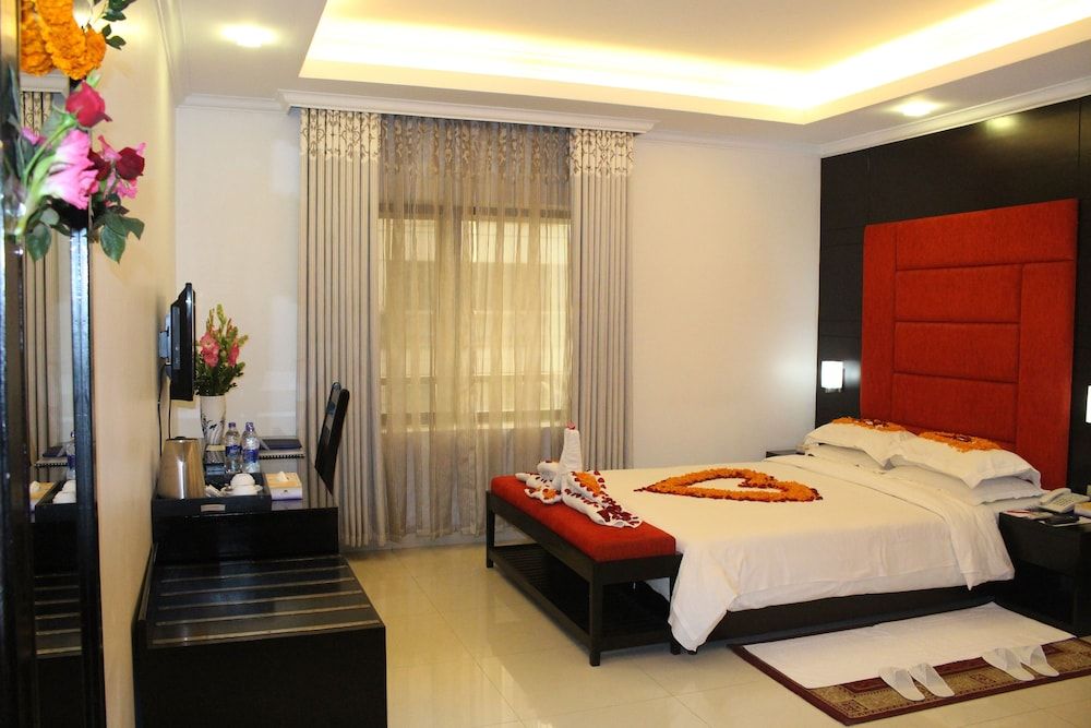 Nascent Gardenia Baridhara Deluxe Room, 1 Bedroom, City View 4
