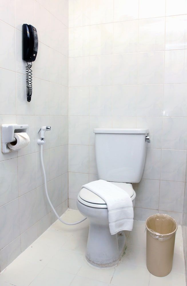 Asia Plaza Hotel Executive Room 7